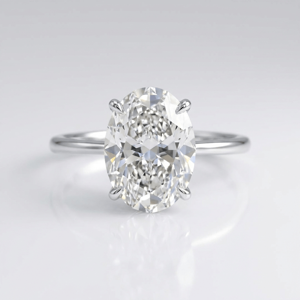 ANELLO SOLITARIO CON DIAMANTE OVALE