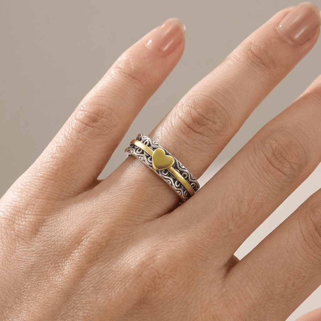 ANELLO A FORMA DI CUORE IN ORO FATTO A MANO