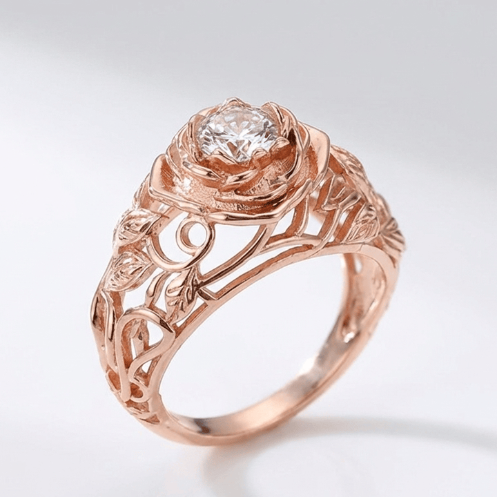 ANELLO VINTAGE INTAGLIATO IN ZIRCONIA ROSA