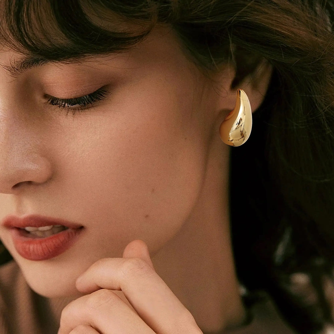 Svelte Teardrop Earrings | 14K Gold Plated