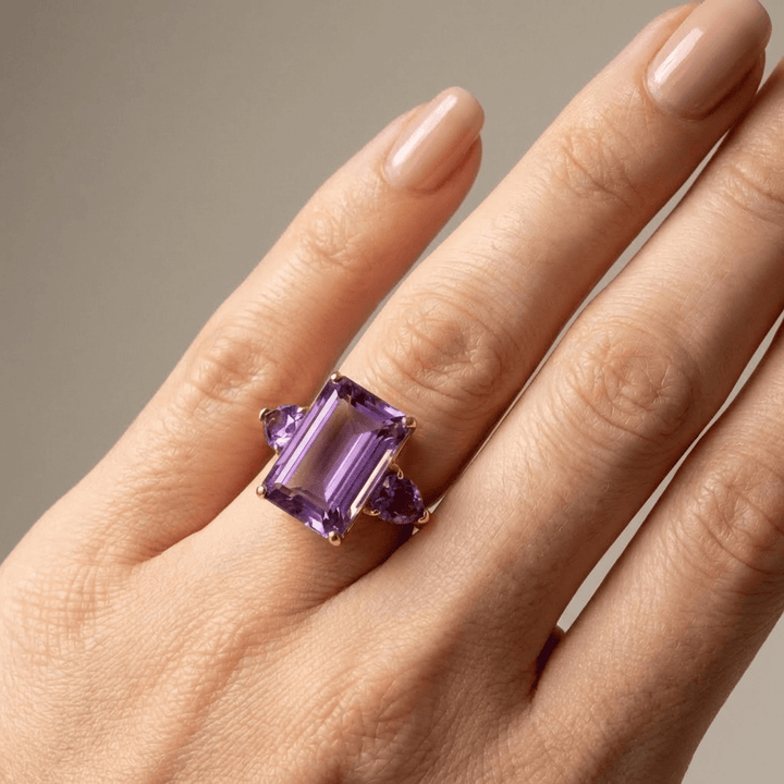 ANELLO IN ORO CON CRISTALLO AMETISTA E TOURMALINA